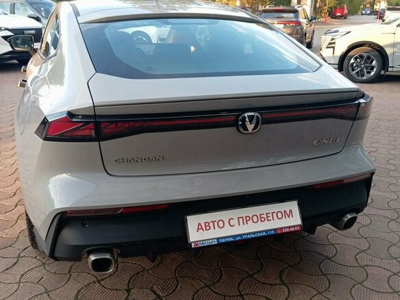2024 Changan UNI-V I, серый - вид 3