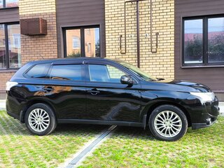 2013 Mitsubishi Outlander III, чёрный, 1199000 рублей, вид 4