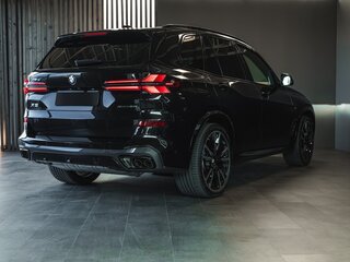 2025 BMW X5 40d IV (G05/G18) Рестайлинг, чёрный, 21400000 рублей, вид 5