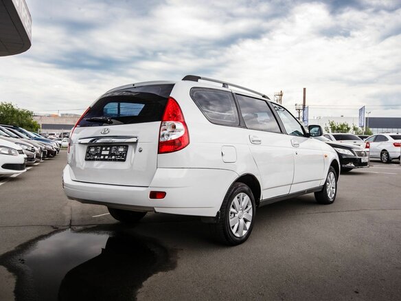 2010 Lada (ВАЗ) Priora I, белый - вид 5