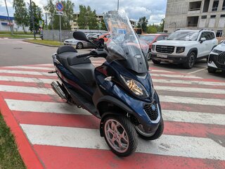 2018 Piaggio MP3, синий, 700000 рублей, вид 2