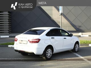 2017 Lada (ВАЗ) Vesta I, белый, 704000 рублей, вид 2
