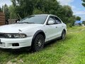 1997 Mitsubishi Galant VIII, белый, 285000 рублей