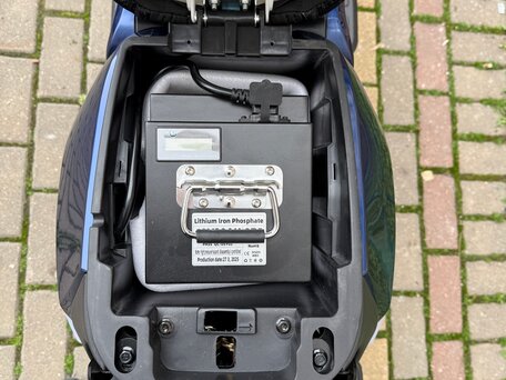 2025 Kugoo V Pro, синий, 99500 рублей, вид 3
