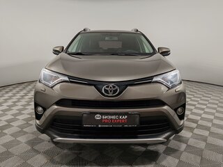 2017 Toyota RAV4 IV (XA40) Рестайлинг, коричневый, 2199000 рублей, вид 2