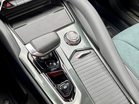 2023 Geely Monjaro I, зелёный, 3499000 рублей - вид 18