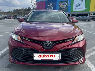 2019 Toyota Camry US Market VIII (XV70), красный, 2325000 рублей, вид 3