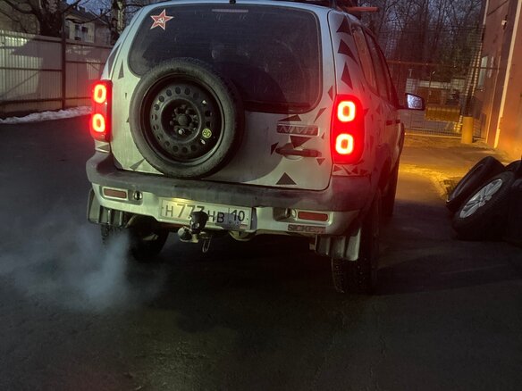 2005 Chevrolet Niva I, серебристый, 330000 рублей - вид 1