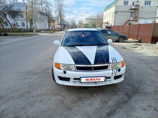 2000 Mitsubishi Mirage V, белый, 150000 рублей, вид 1