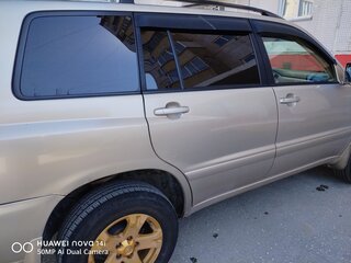 2004 Toyota Highlander I (XU20) Рестайлинг, золотистый, 1250000 рублей, вид 4