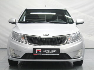 2013 Kia Rio 5-speed III, серебристый, 619000 рублей, вид 4