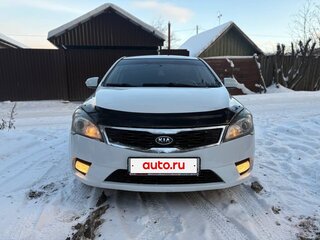 2010 Kia Ceed I Рестайлинг, белый, 620000 рублей, вид 2