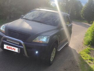 2002 Kia Sorento 4-speed I, серебристый, 715000 рублей, вид 2
