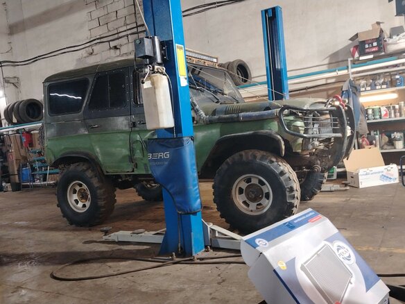 2004 УАЗ 31519, зелёный, 500000 рублей - вид 9