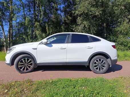 2021 Renault Arkana I, белый, 1590000 рублей, вид 3