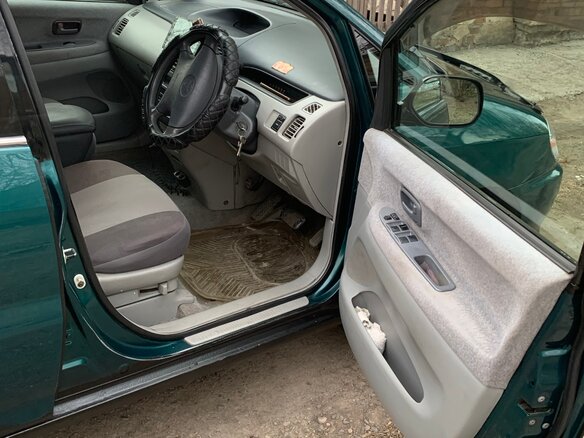1999 Toyota Nadia, зелёный, 570000 рублей - вид 7