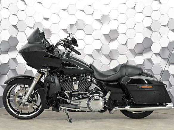 2016 Harley-Davidson Road Glide Special, чёрный, 1999000 рублей - вид 3