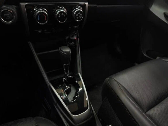 2022 Toyota Yaris L X XP150 Рестайлинг, красный, 1040000 рублей - вид 9