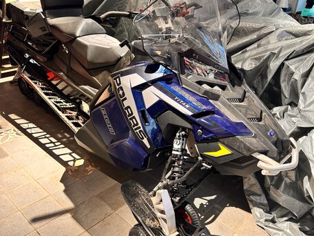 2019 Polaris 800 Titan, синий, 1850000 рублей, вид 5