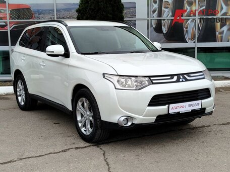 2013 Mitsubishi Outlander II Рестайлинг, белый, 1524000 рублей, вид 3