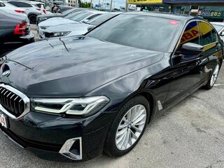 2021 BMW 5 серии 520i VII (G30/G31/G38) Рестайлинг, чёрный, 2950000 рублей, вид 2