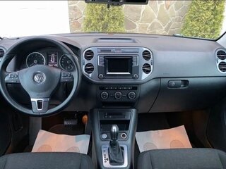 2015 Volkswagen Tiguan I Рестайлинг, серый, 1650000 рублей, вид 4