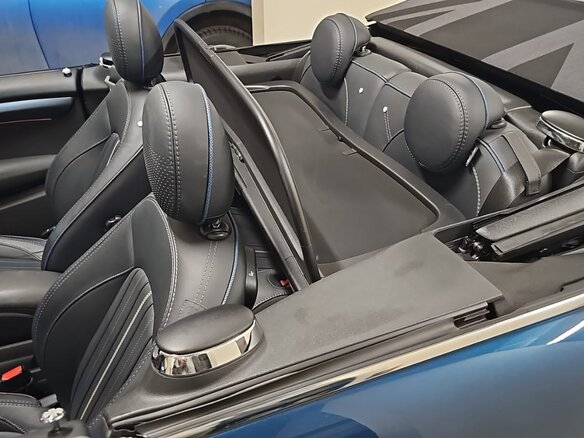 2021 Mini Cabrio Cooper III Рестайлинг 2, синий, 3000000 рублей - вид 9