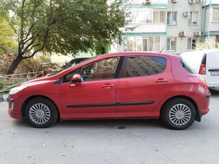 2008 Peugeot 308 I, красный, 400000 рублей, вид 4
