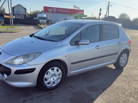 2005 Peugeot 307 I Рестайлинг, серебристый, 370000 рублей, вид 2