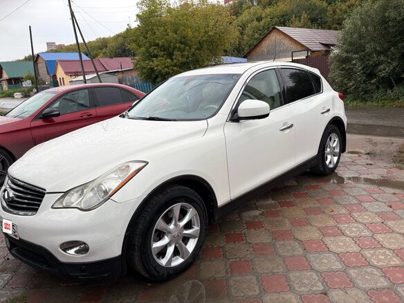 2009 Infiniti EX EX35 5-speed I (J50), белый, 999999 рублей