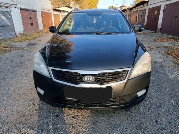 2012 Kia Ceed I Рестайлинг, чёрный, 600000 рублей