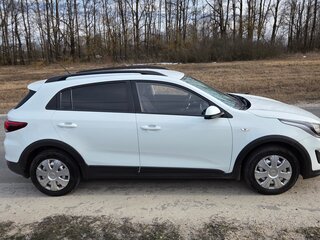 2018 Kia Rio X-Line IV, белый, 1600000 рублей, вид 3