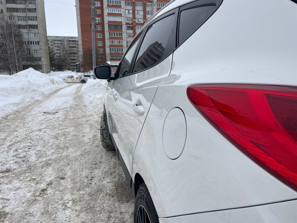 2013 Hyundai ix35 I, белый, 1500000 рублей - вид 9