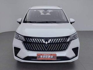 2022 Wuling Jiachen, белый, 1000000 рублей, вид 2