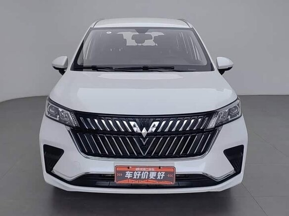 2022 Wuling Jiachen, белый, 1000000 рублей - вид 1