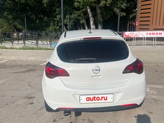 2011 Opel Astra J, белый, 670000 рублей, вид 3
