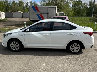 2017 Hyundai Solaris II, белый, 1000000 рублей, вид 5