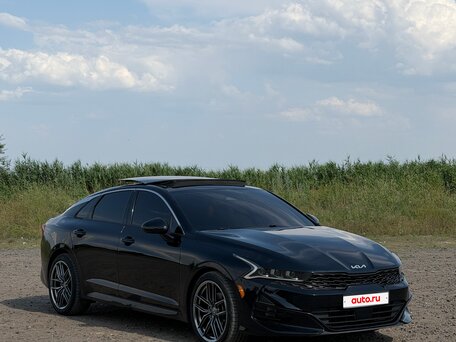 2022 Kia K5 III, чёрный, 2495000 рублей, вид 2