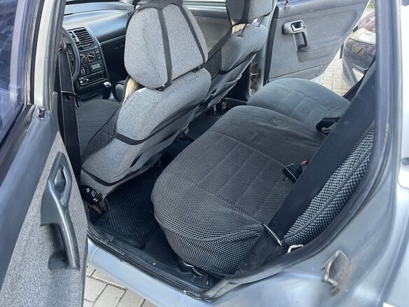 2002 Lada (ВАЗ) 2111, серый - вид 15