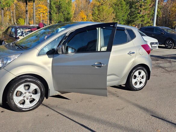 2012 Kia Venga I, серебристый, 950000 рублей - вид 8