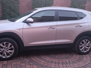 2020 Hyundai Tucson III Рестайлинг, серебристый, 2300000 рублей, вид 3