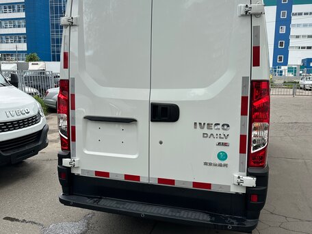 2024 Iveco Daily, белый, 3700000 рублей, вид 4