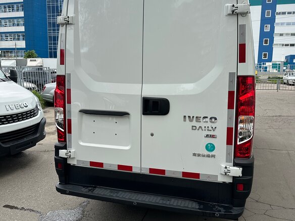 2024 Iveco Daily, белый, 3700000 рублей - вид 3
