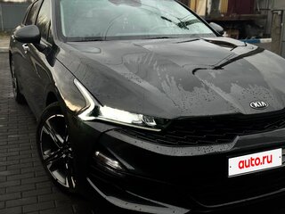 2021 Kia K5 III, серый, 2700000 рублей, вид 2