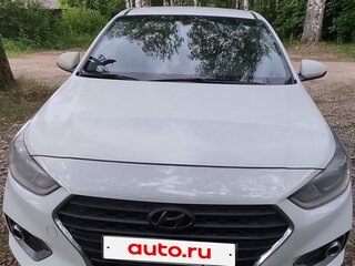 2017 Hyundai Solaris II, белый, 880000 рублей, вид 3
