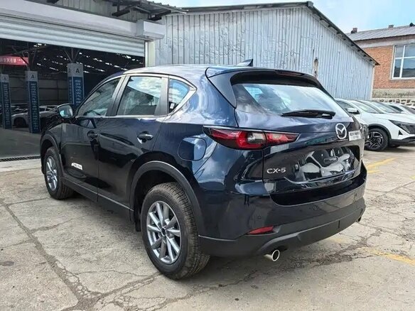 2026 Mazda CX-5 II Рестайлинг, синий - вид 3
