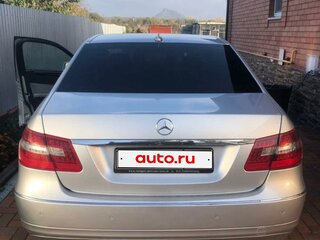 2009 Mercedes-Benz E-Класс 250 5G-Tronic IV (W212, S212, C207), серебристый, 1150000 рублей, вид 2