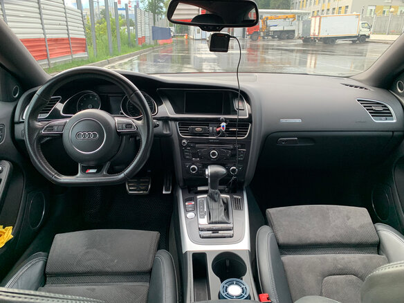 2016 Audi A5 I (8T) Рестайлинг, красный - вид 11