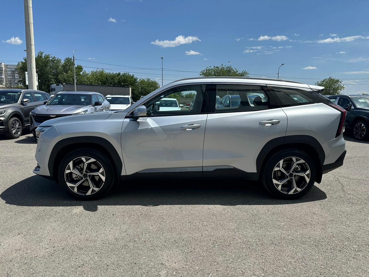 Открыть фотографии: Geely Atlas II