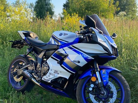 2022 Yamaha YZF-R7, белый, 910000 рублей, вид 1
